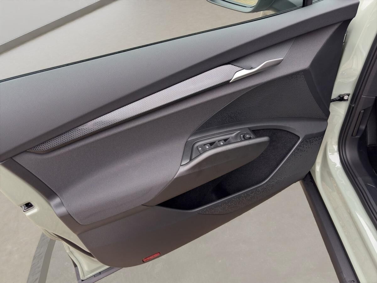 Skoda Elroq SOFORT VERFÜGBAR! 50 Tour ACC AHK Kamera Navi Virtual