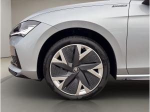 Skoda Superb SOFORT VERFÜGBAR! Combi Sportline Navi DCC ACC AHK eSitz