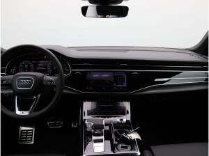 Audi Q8 S-Line 55 TFSI quattro S-tronic / Pano, 360°K