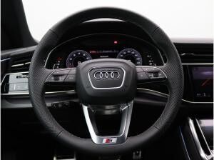Audi Q8 S-Line 55 TFSI quattro S-tronic / Pano, 360°K