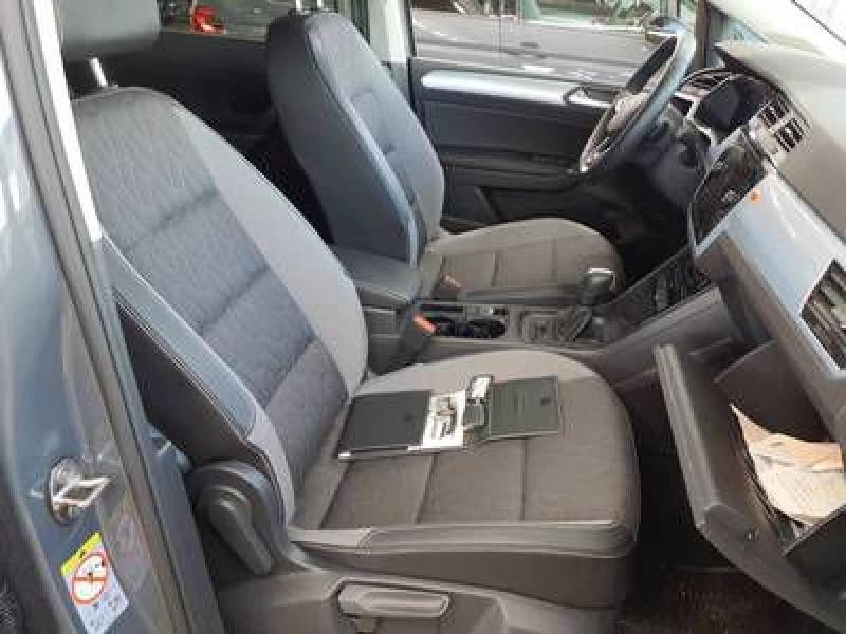 Volkswagen Touran Comfortline GOAL 1.5 TSI DSG - IQ.Light AHK Kamera Navi ACC LM 7-Sitzer Digital Cockpit Park Assist