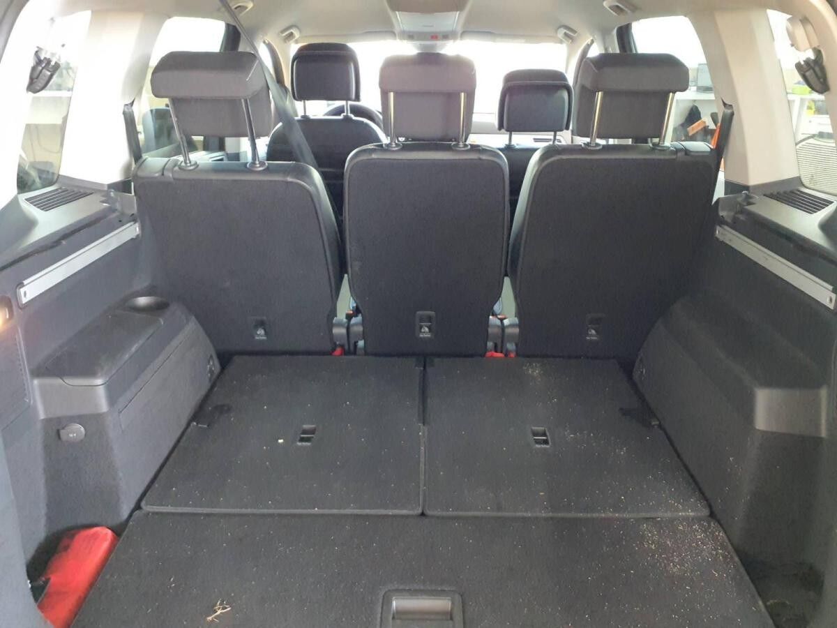 Volkswagen Touran Comfortline GOAL 1.5 TSI DSG - IQ.Light AHK Kamera Navi ACC LM 7-Sitzer Digital Cockpit Park Assist