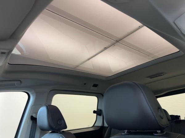 Volkswagen Caddy Maxi Dark Label 2.0 TDI SCR DSG AHK/Navi