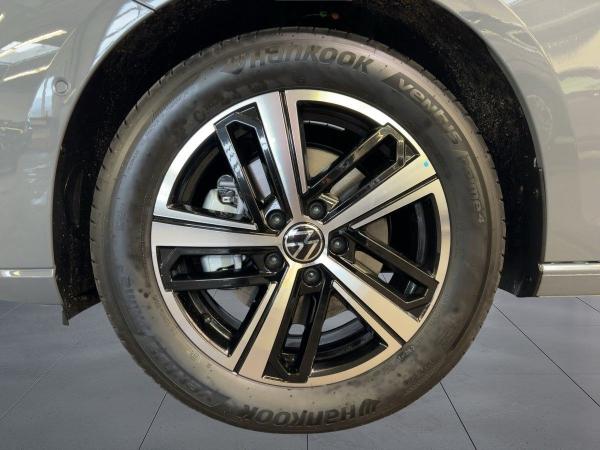 Volkswagen Caddy Maxi Dark Label 2.0 TDI SCR DSG AHK/Navi