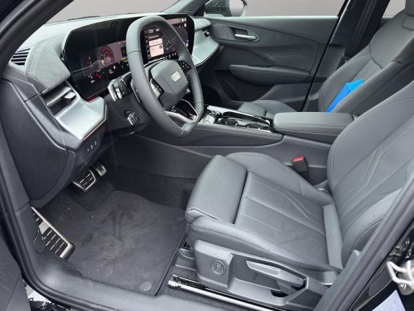 Audi Q3 Sportback TFSI S tronic+PANO+S LINE+LED