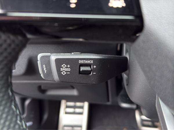 Audi Q3 Sportback TFSI S tronic+PANO+S LINE+LED