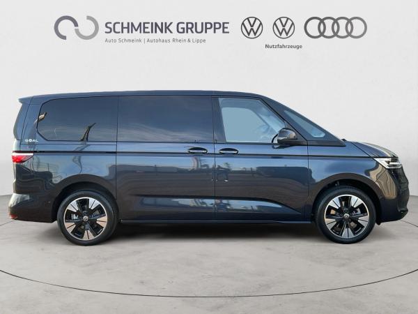 Volkswagen Multivan Life 2.0 TSI DSG 360° Navi HUD