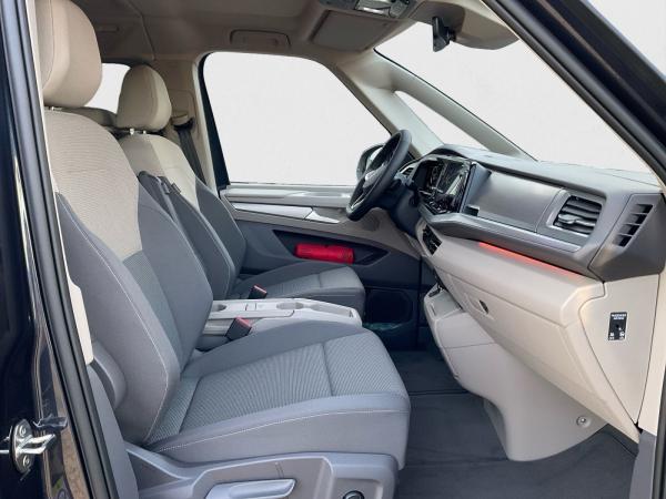 Volkswagen Multivan Life 2.0 TSI DSG 360° Navi HUD