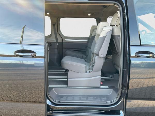 Volkswagen Multivan Life 2.0 TSI DSG 360° Navi HUD