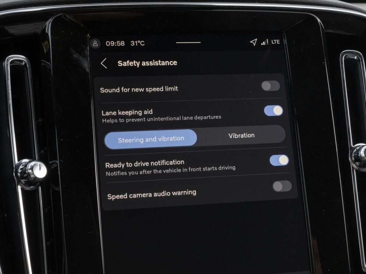 Volvo XC40 B3 Plus Black Edition