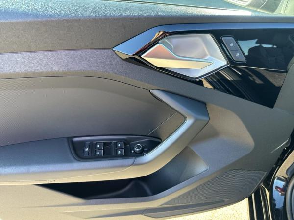 Audi A1 Sportback 30 TFSI S tr. LED FLA ACC Virtual