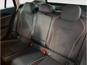 Volkswagen Passat Variant 2.0 TDI Business AHK 360° ACC