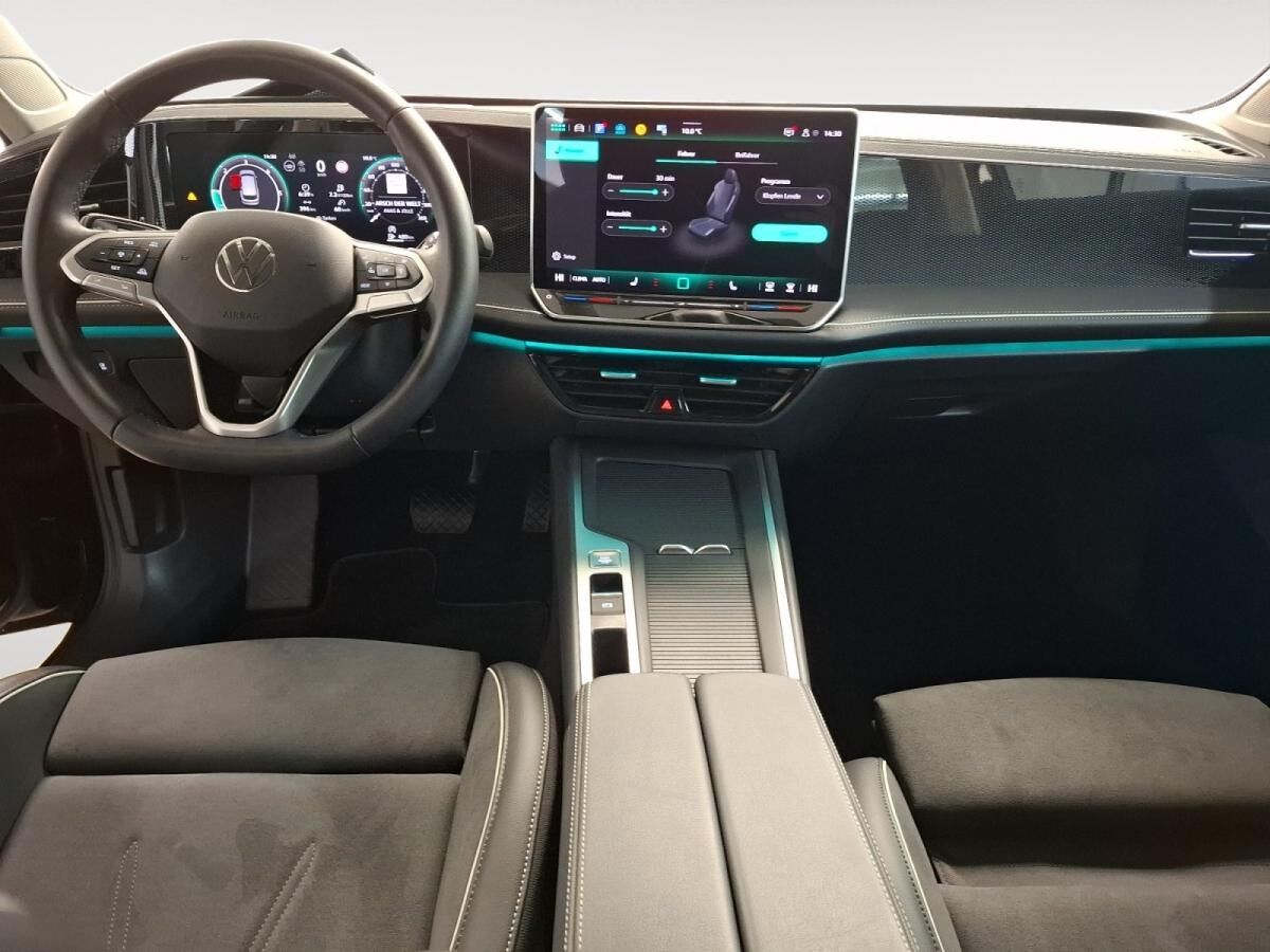 Volkswagen Passat Variant 2.0 TDI Business AHK 360° ACC