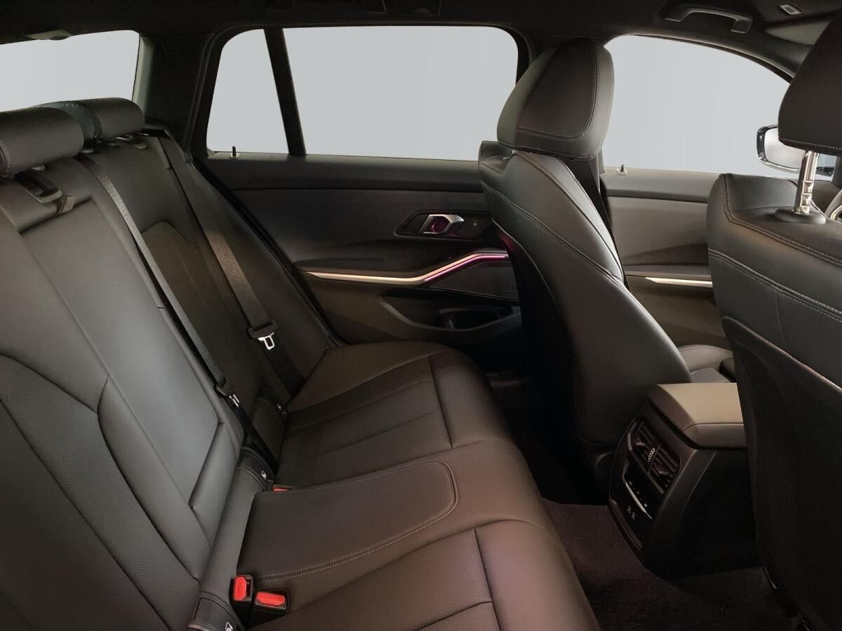 BMW 318 318i Touring 350? netto/mtl.*M Sportpaket*LC +*H/K*DAB*Tempomat*Paking Assist.*