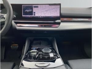 BMW i5 eDrive40 Touring 504? netto/mtl.*M Sportpaket*H&K*Pano*Head-Up*Memory*DriveAssistProf*ParkAssistPlus