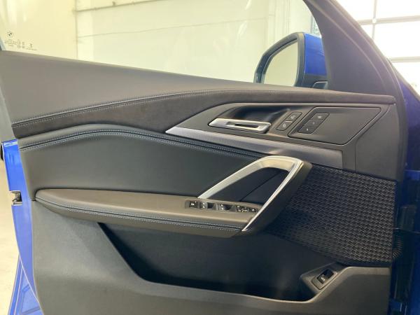 BMW X2 sDrive18d 428? netto/mtl.*M Sportpaket*19 *LC Prof.*HUD*DAB*Adapt.LED*Adapt. M-Fahrw.*IconicGlow*Dri