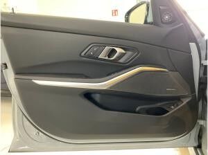 BMW 318 318i Touring 350? netto/mtl.*M Sportpaket*LC +*H/K*DAB*Tempomat*Paking Assist.*