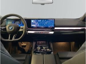 BMW i5 xDrive40 Limousine M Sportpaket DAB LED AHK