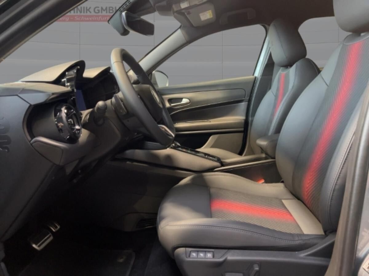 Alfa Romeo Junior Speciale, Tech, Navi, SHZ, Kamera, Black Deal