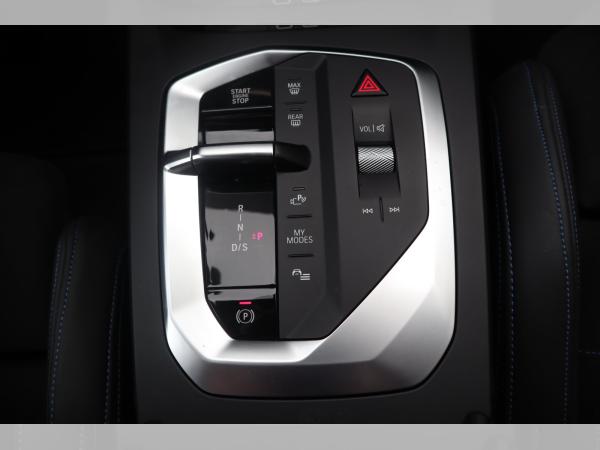 BMW 135 xDrive/Head-Up/360°/AHK/HK/DrivingAss.Prof/LED/Lhz