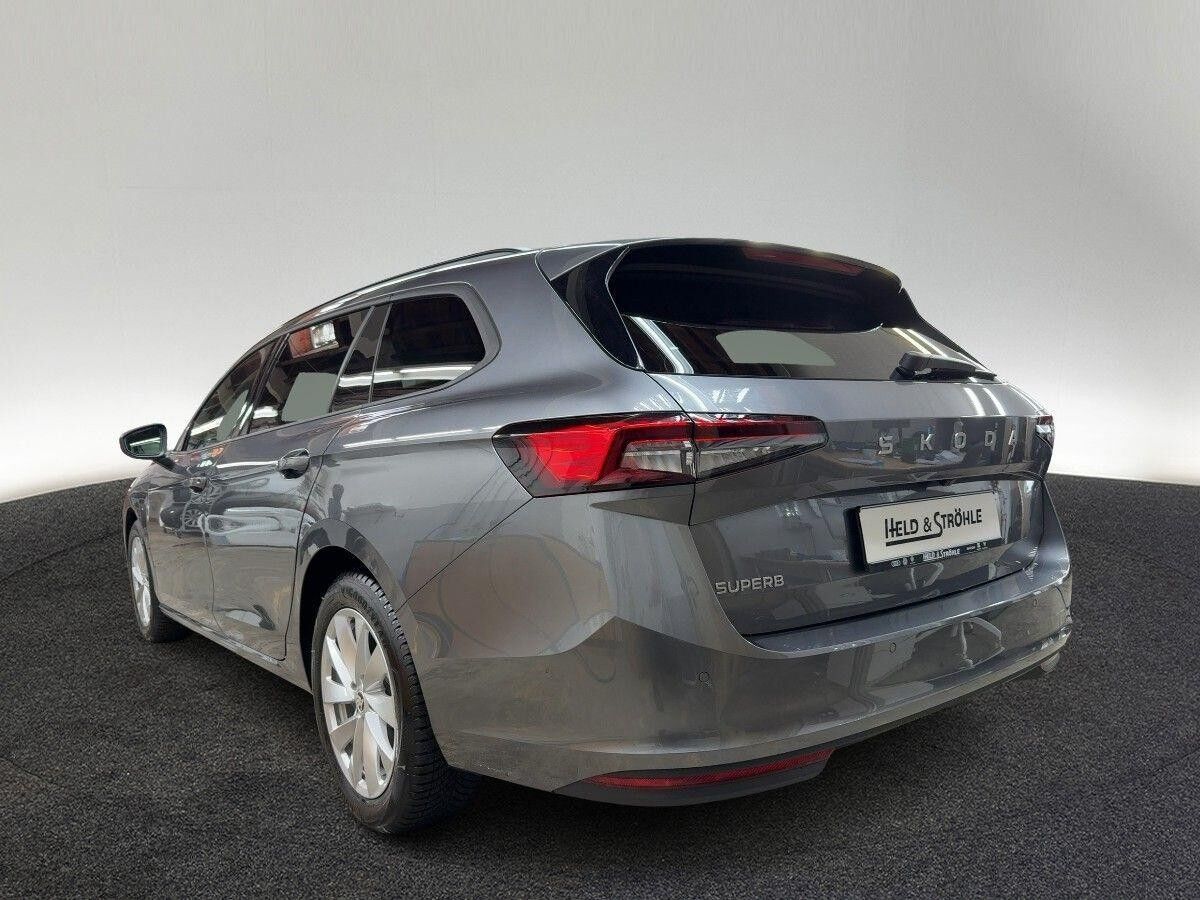 Skoda Superb Combi Selection 1.5 TSI DSG AHK LED NAV