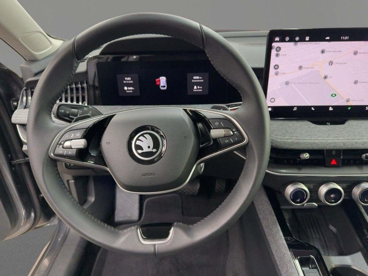 Skoda Superb Combi Selection 1.5 TSI DSG AHK LED NAV