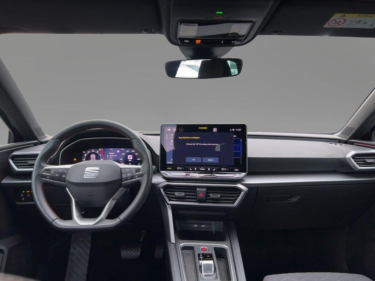 Seat Leon Sportstourer 1.5 eTSI FR DSG Navi Kamera Link