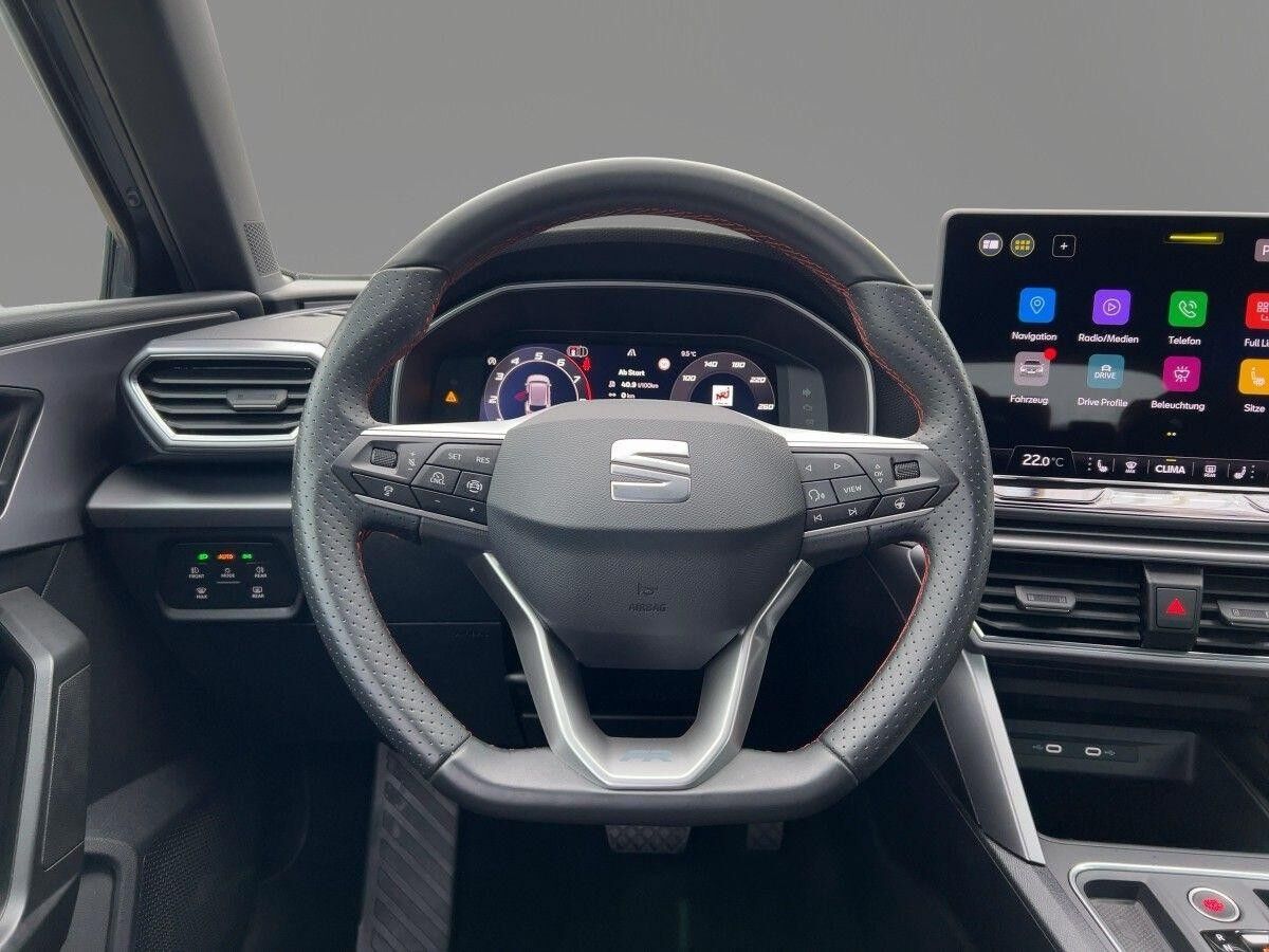 Seat Leon Sportstourer 1.5 eTSI FR DSG Navi Kamera Link