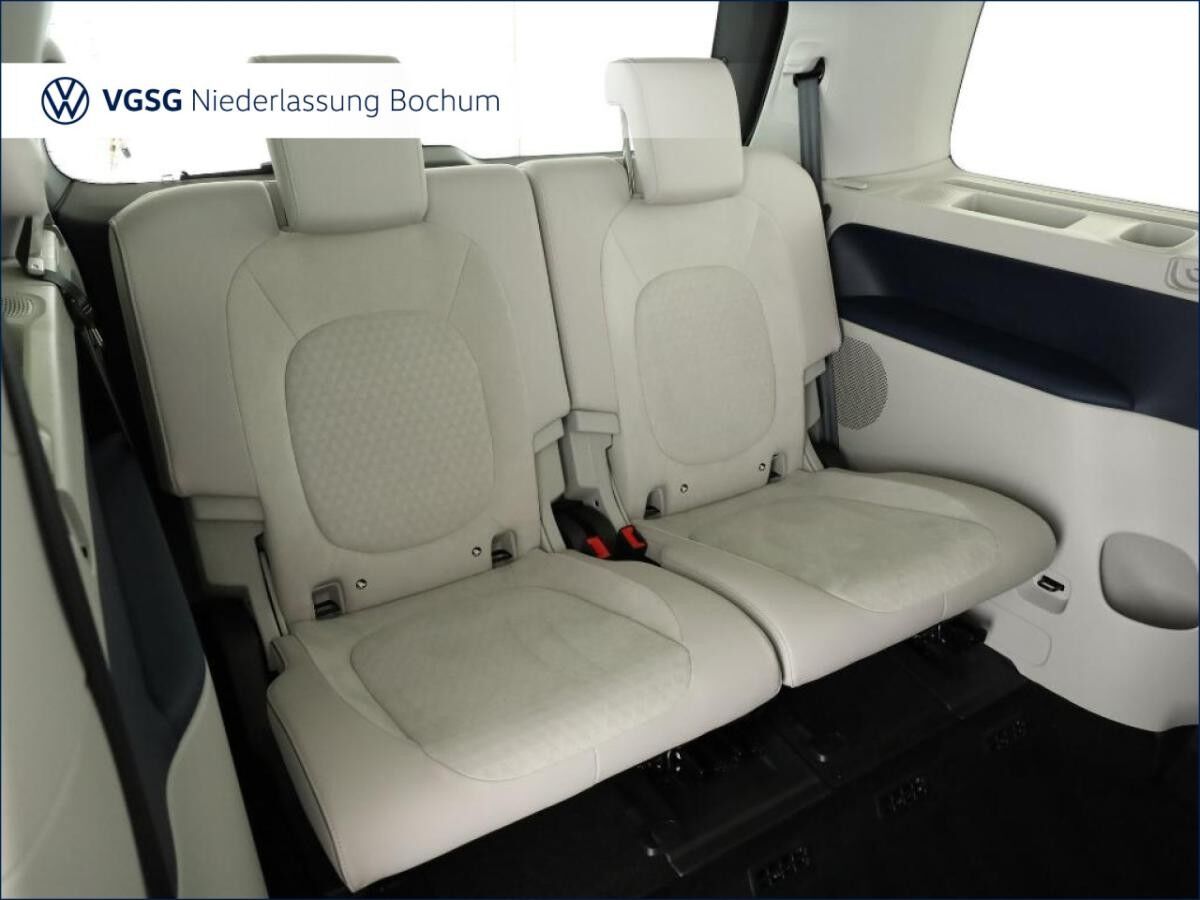 Volkswagen ID.Buzz ID. Buzz Pro Lang AHK PanoDahch ACC Kamera 7Sitzer