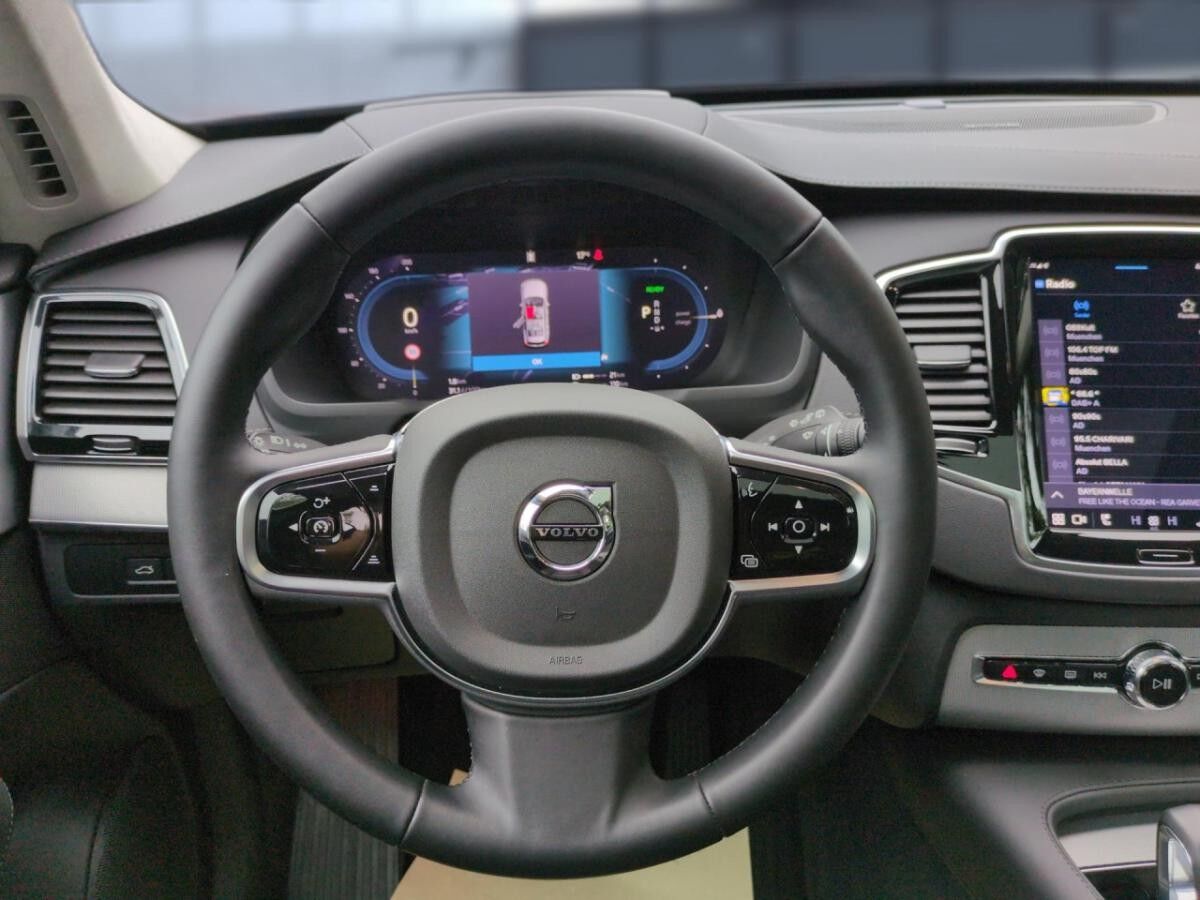 Volvo XC90 T8 Recharge Ultra Bright Plug-In Hybrid AWD