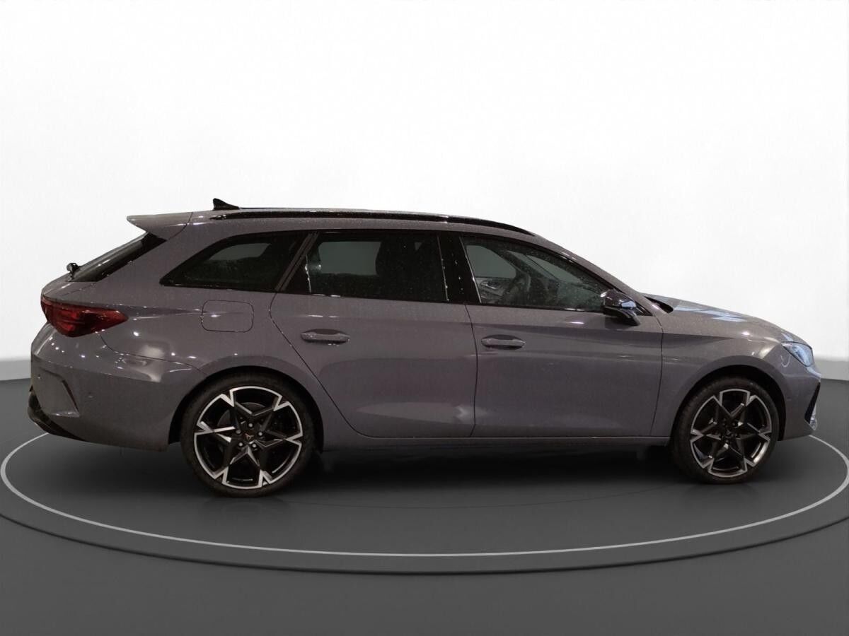 Cupra Leon Sportstourer 1.5 e-HYBRID VZ AHK Sennheiser Cupra Leon Sportstourer 1.5 e-HYBRID VZ AHK Sennheiser