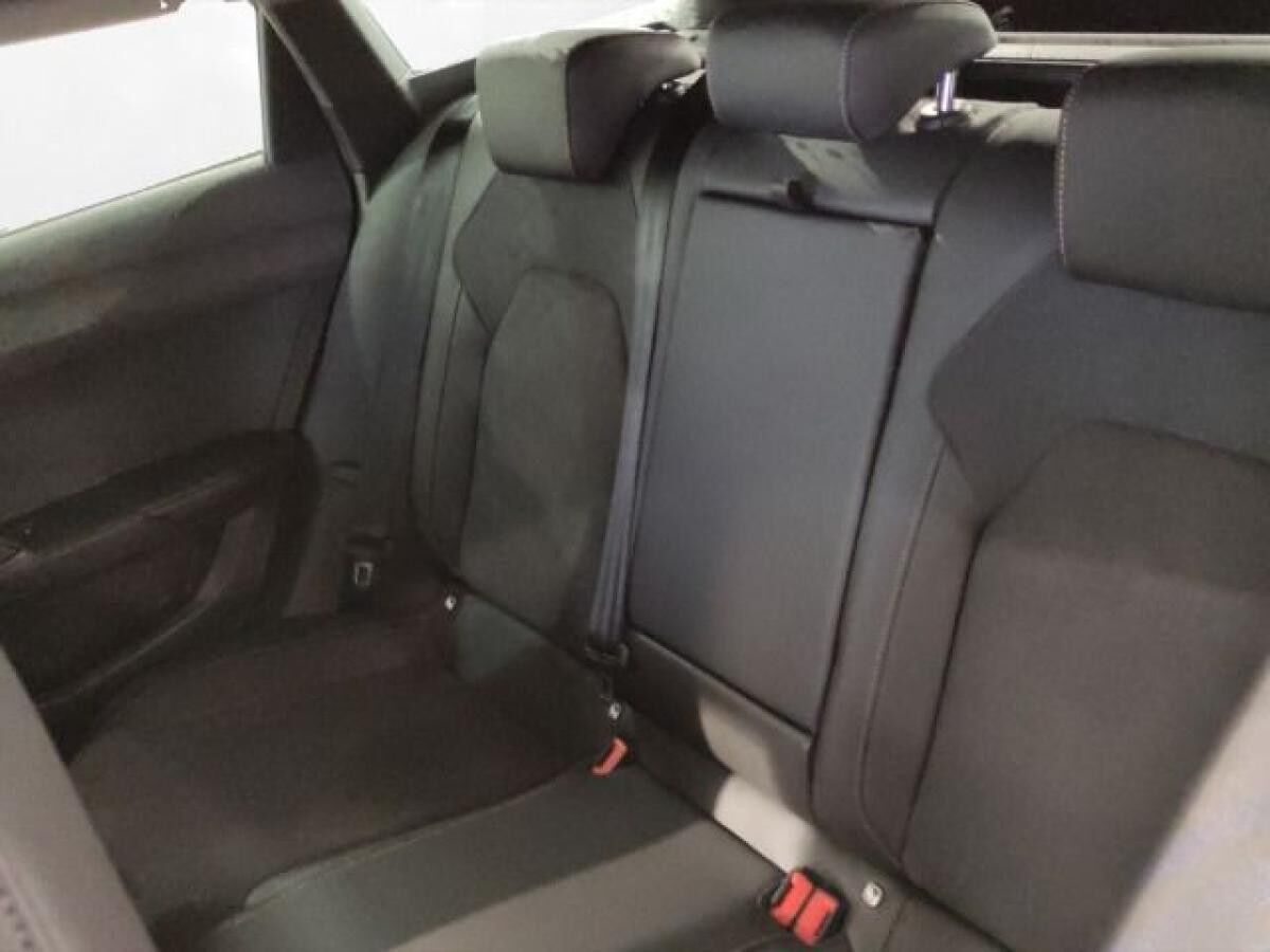 Cupra Leon Sportstourer 1.5 e-HYBRID VZ AHK Sennheiser Cupra Leon Sportstourer 1.5 e-HYBRID VZ AHK Sennheiser