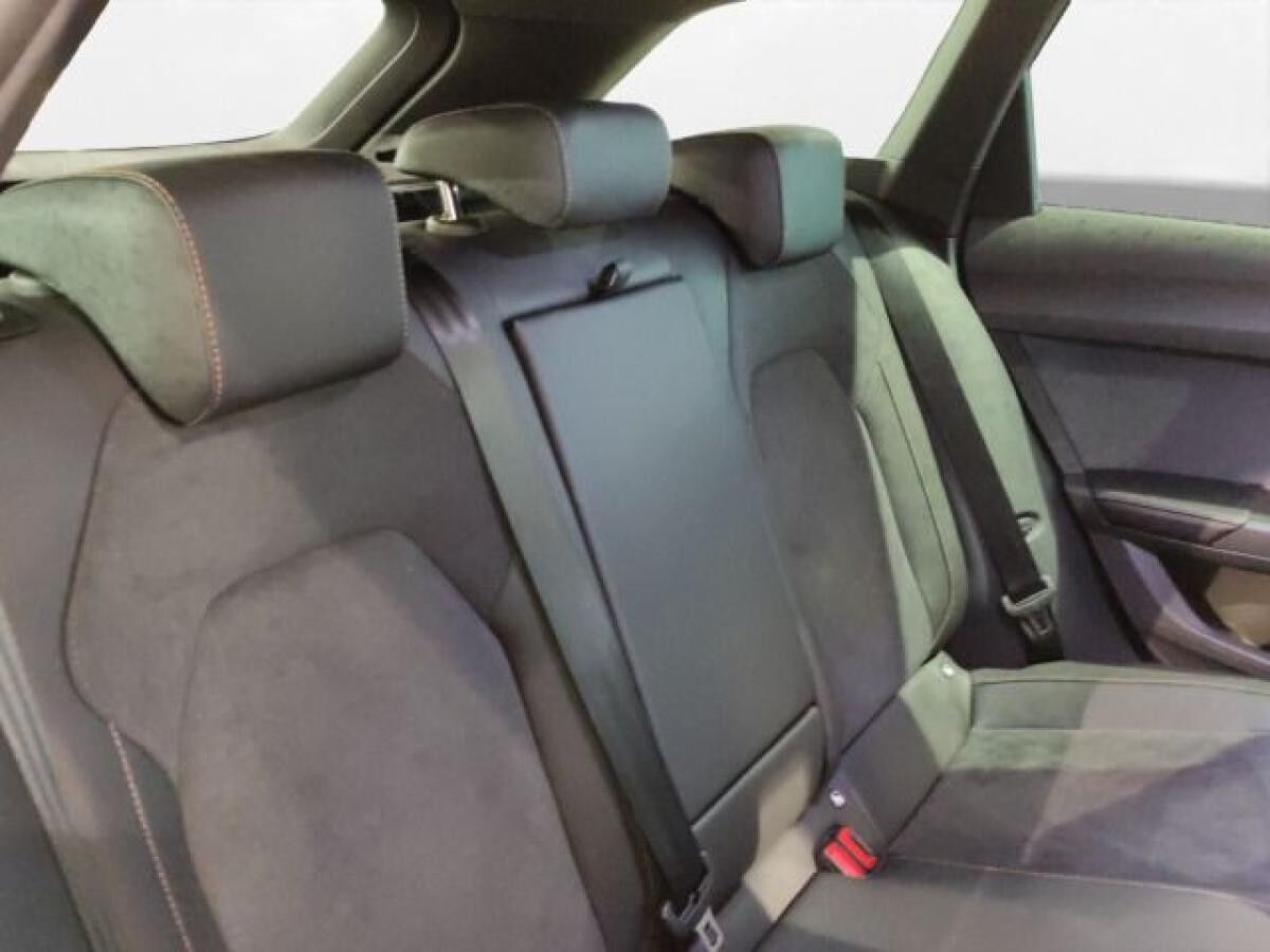 Cupra Leon Sportstourer 1.5 e-HYBRID VZ AHK Sennheiser Cupra Leon Sportstourer 1.5 e-HYBRID VZ AHK Sennheiser