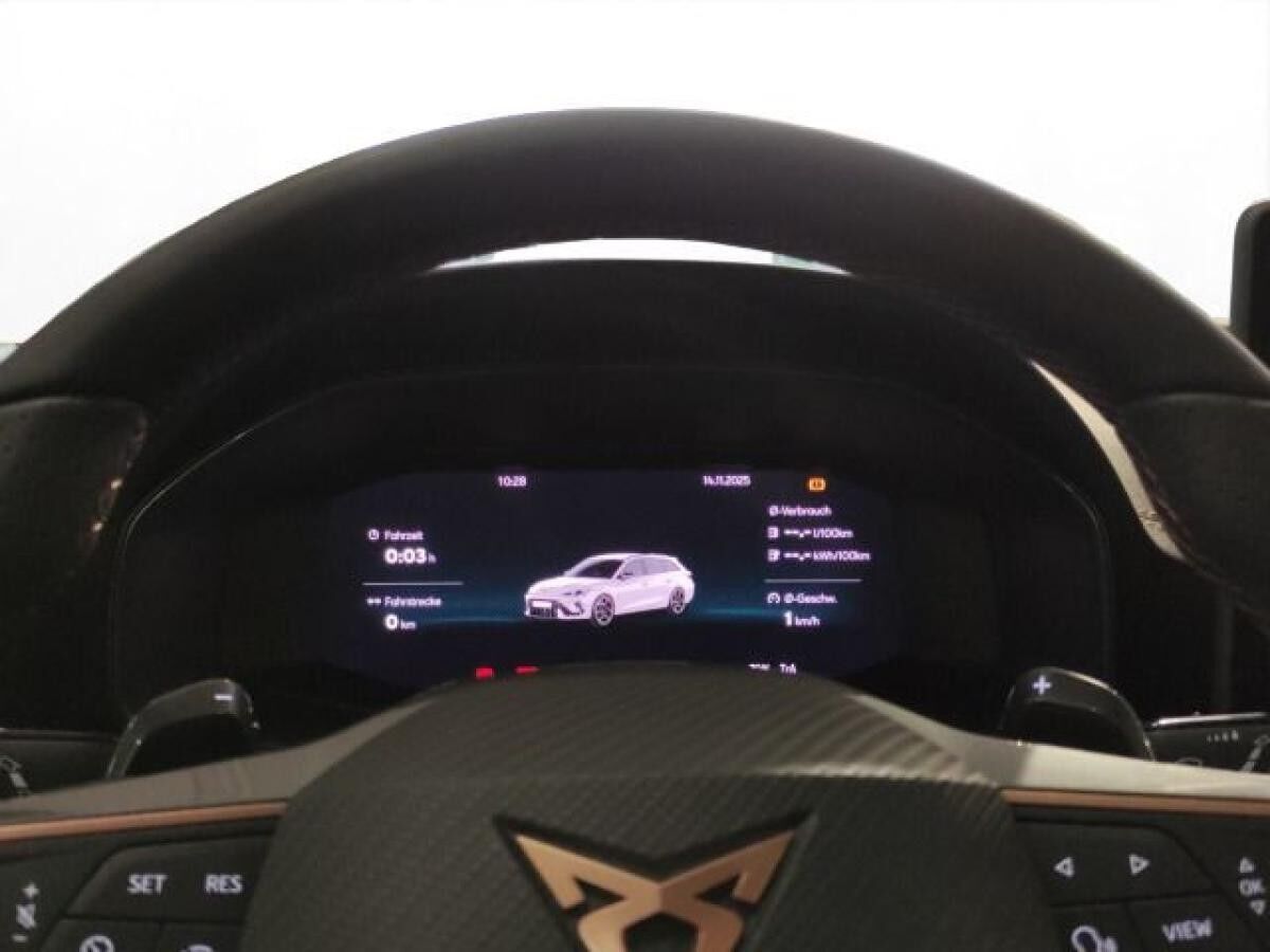 Cupra Leon Sportstourer 1.5 e-HYBRID VZ AHK Sennheiser Cupra Leon Sportstourer 1.5 e-HYBRID VZ AHK Sennheiser