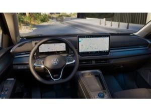 Volkswagen T-Roc Style 1.5l eTSI DSG AhK Navi W+S Reifen ACC
