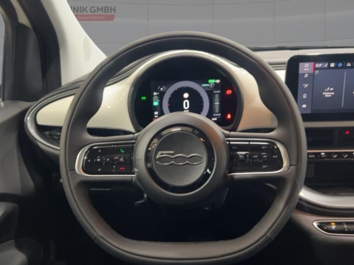 Fiat 500e Christmas Edition Black Deal 23,8 kWh,LMF, Sitzh.Totwinkel