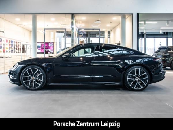 Porsche Taycan Black Edition Sitzklima SportDesign BeifDisplay
