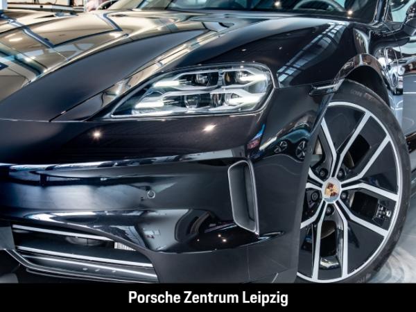 Porsche Taycan Black Edition Sitzklima SportDesign BeifDisplay