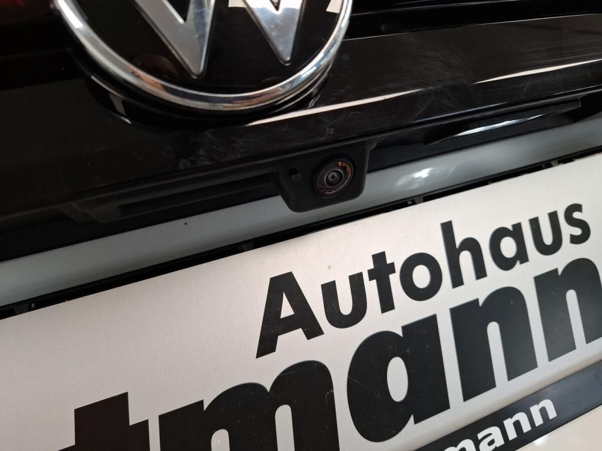 Volkswagen Passat Variant 1.5 eTSI Business AHK 360° Akustik