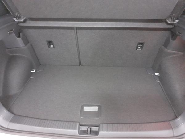 Volkswagen T-Cross 1.0TSI *Sitzh*LED*Navi*AHK*R-Line