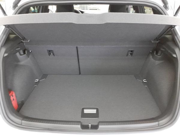 Volkswagen Polo 1.0TSI *Sitzh*Kamera*LED*App-Connect*R-Line