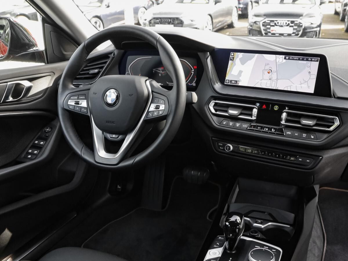 BMW 218 i Gran Coupé Aut. Sport Line *on top 1190 € BMW Zubehör Gutschein 1190 € * !!!