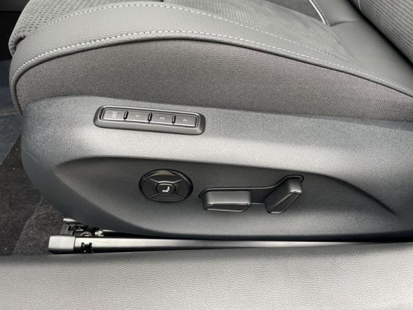 Skoda Superb Combi 2.0 TSI 4x4 DSG Sportline  Neu eingetroffen