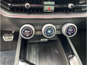 Skoda Superb Combi 2.0 TSI 4x4 DSG Sportline  Neu eingetroffen