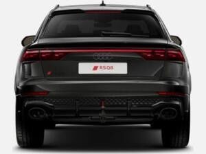 Audi RS Q8 SUV performance tiptr Vmax305 PANO Laser 23