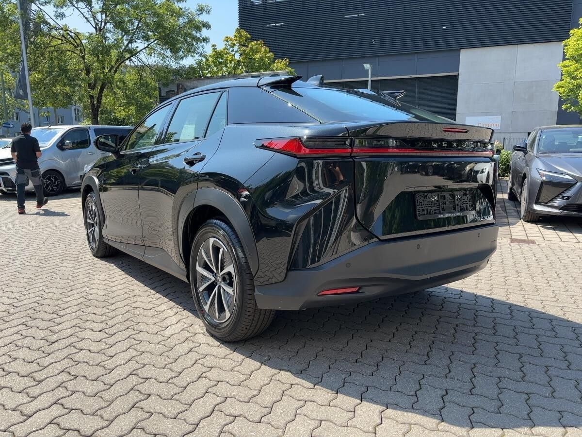 Lexus RZ 350e Executive Lexus RZ 350e Executive