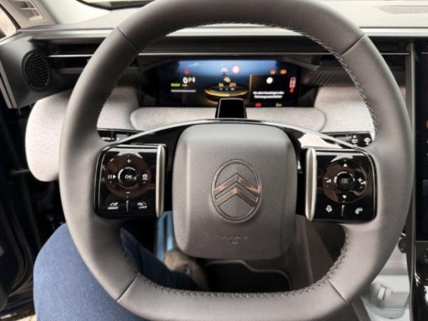 Citroën C5 Aircross e-C5 210 Komfort-Range MAX HUD StandHZG Navi e-Sitze SHZ Temp PDC Regensensor