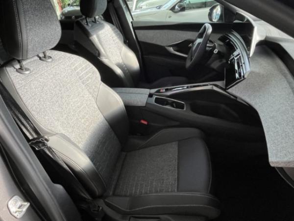 Peugeot 3008 Plug-in Plug-In Hybrid 195 e-DSC7 Allure Navi 360 Kamera LED ACC 2-Zonen-Klimaautom