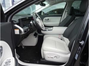 Hyundai IONIQ 9 6-Sitzer (MY26) 110 kWh (307 PS) AWD UNIQ Panorama-Glas-Schiebedach, Relax-Paket