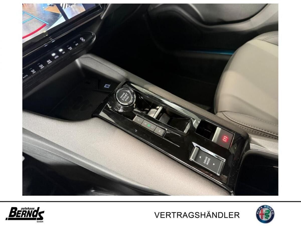 Alfa Romeo Junior MHEV -DCT6 Ibrida SPECIALE ink. Tech Paket ✨HÖCHSTE-AUSSTATTUNGSLINIE ✨ NRW- Privat